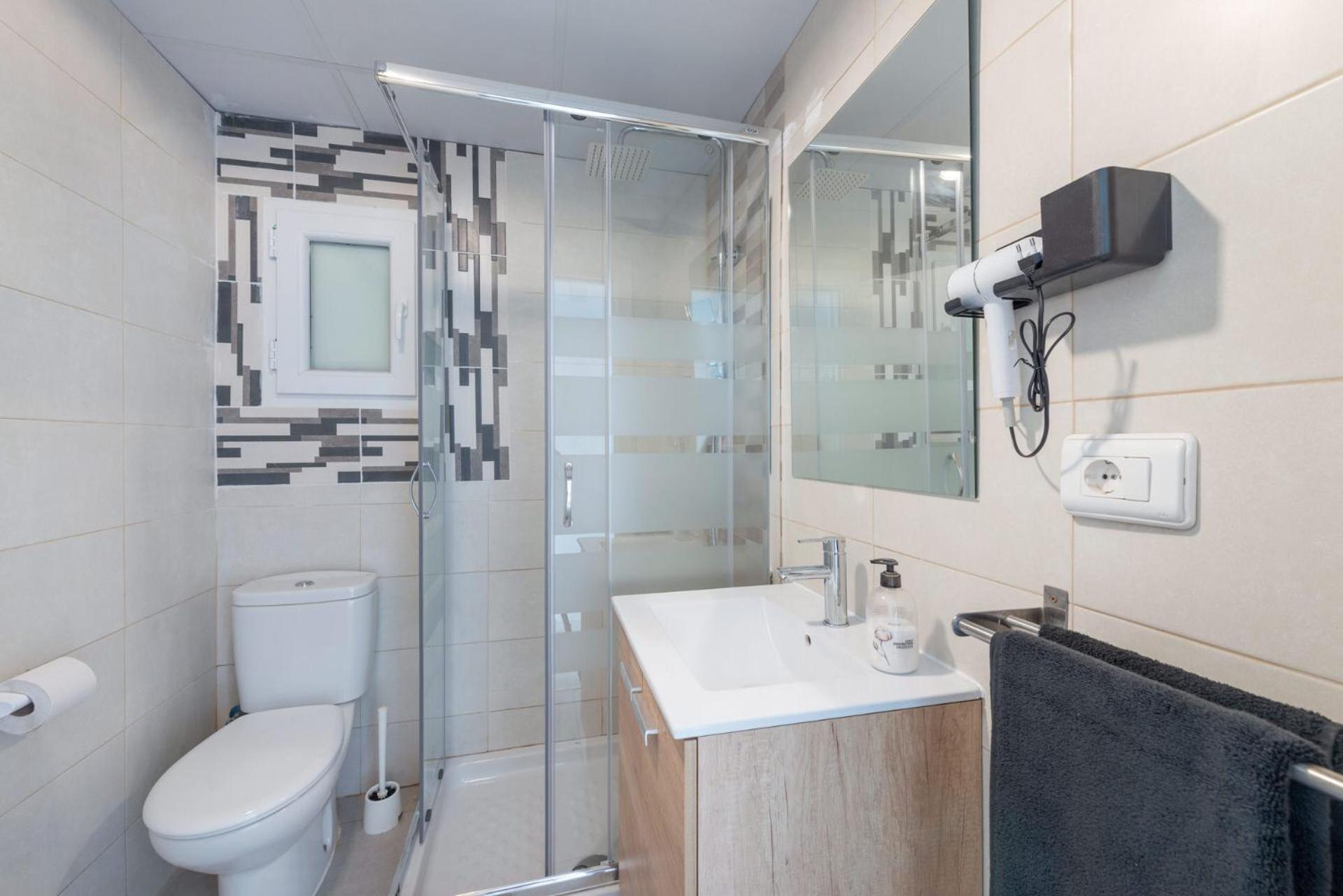Beetroot, Jedes Zimmer Verfuegt Ueber Smart Tv , Eigenes Bad Mit Regendusche Und Balkon Llucmajor  Exterior foto